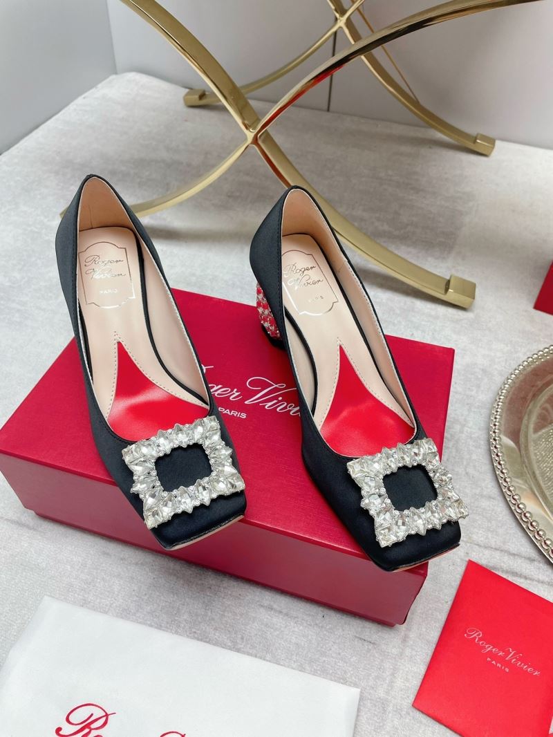 Roger Vivier flat shoes